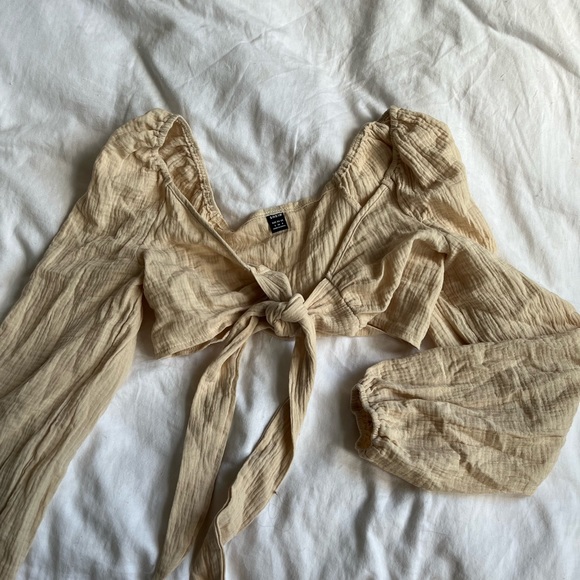 Tie up crop top - Picture 2 of 2